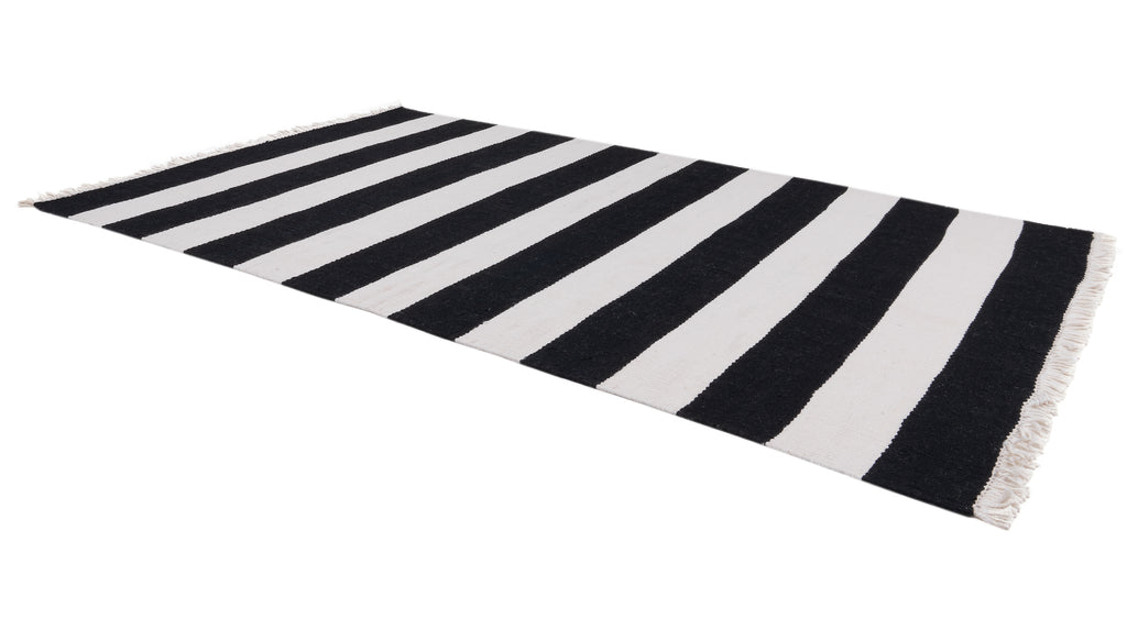 Versatility Stripes Black