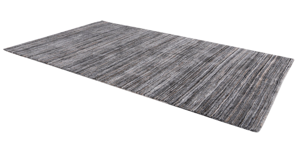 Essential Black - Gray