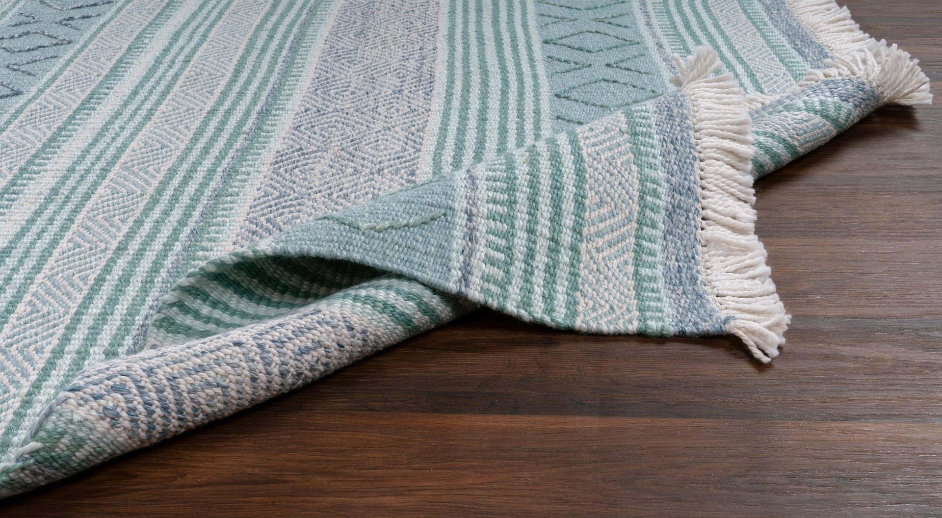 Embroidery Aqua