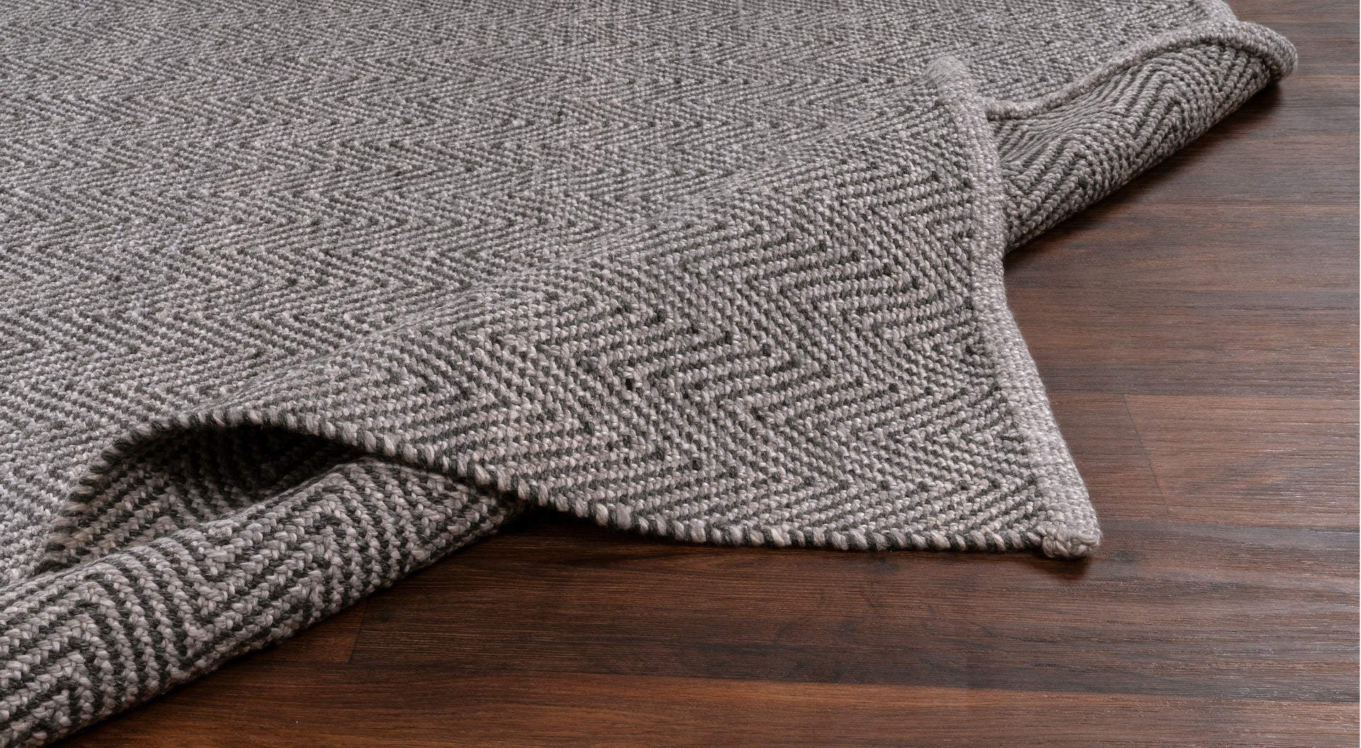 Versatility Herringbone Charcoal