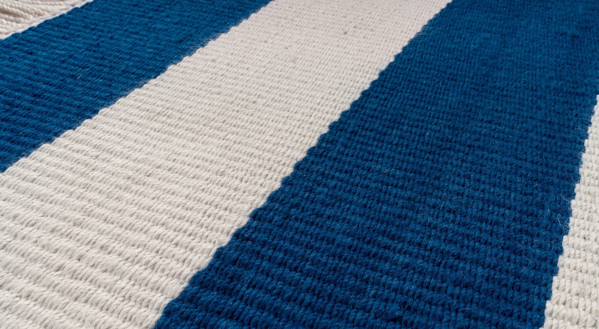 Versatility Stripes Navy